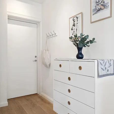 And Modern * Тромсё